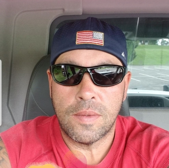 Meet your Posher, John - Picture 1 of 1